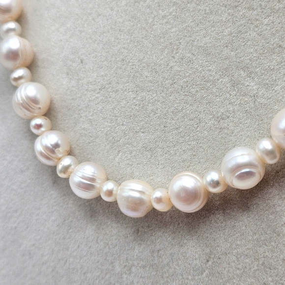 VINTAGE IPS Freshwater Pearl Single Strand Sterling Silver 925 Clasp Necklace - Picture 2 of 6